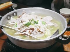 -全牛匠·乐山跷脚牛肉(西单华威约饭街店)