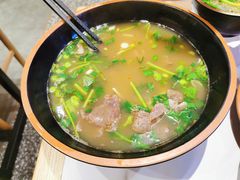 -瞪眼牛煎包·大锅牛肉汤(懿德城店)