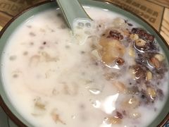 香滑么么喳喳-党公糖水铺(鹭江店)