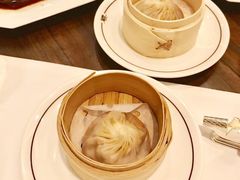红虾小笼包-嘉麟楼