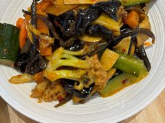 -轻蔬不用等·素食(江苏路店)