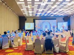 -上海龙之梦万丽酒店