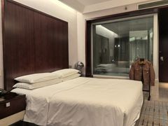 -上海龙之梦万丽酒店