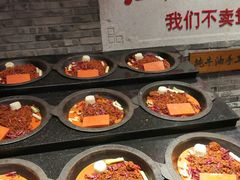 -红九格老火锅(三峡广场店)