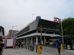 -沈杜公路站P+R停车场