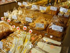 -顶东面包花园·生日蛋糕(世博店)