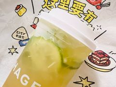 -霸王茶姬(东方新天地店)