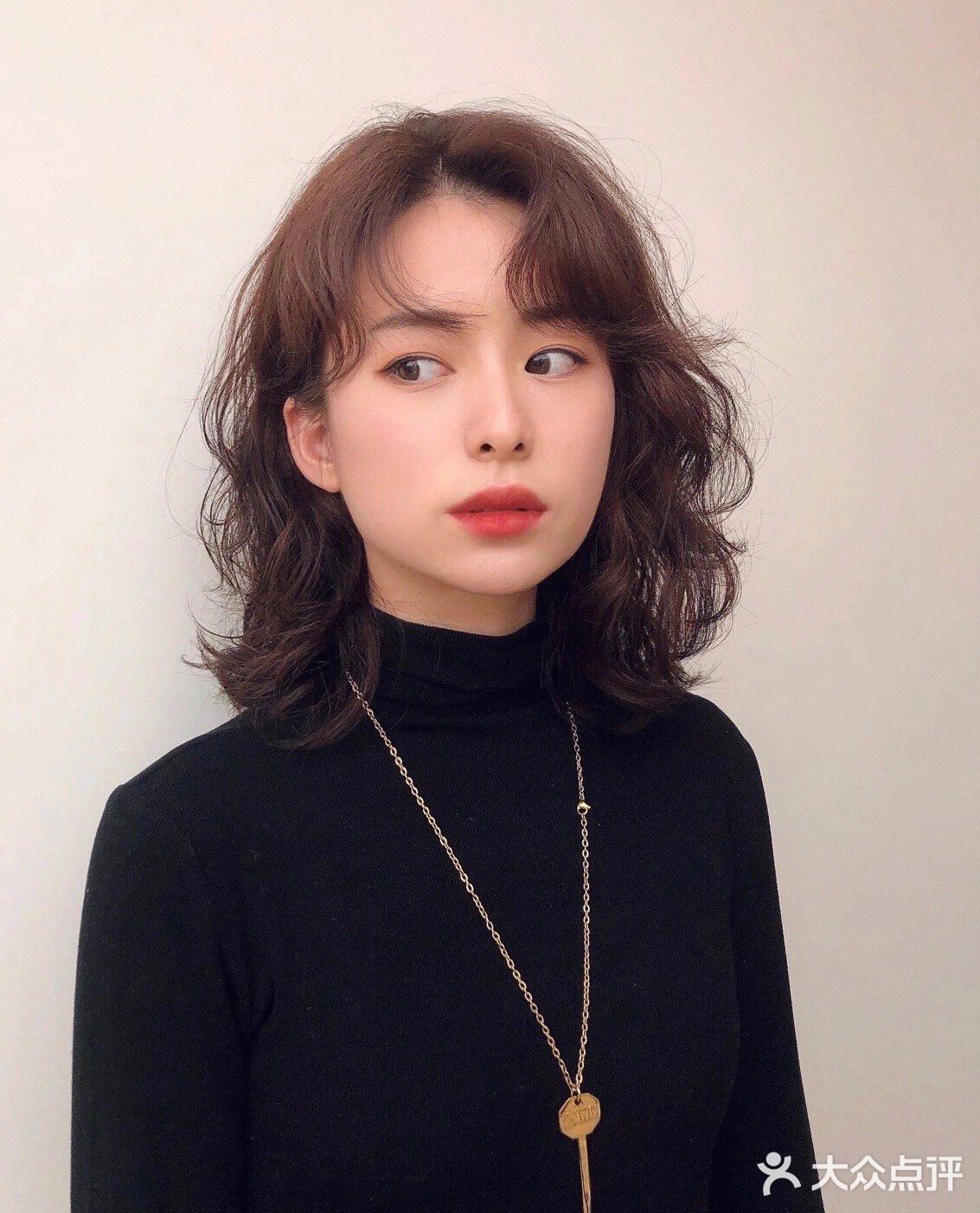 时尚短发湿发造型