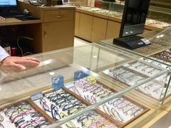 -茂昌眼镜(南京东路店)