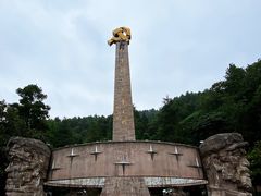 -遵义红军烈士陵园(凤凰山公园)