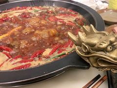 -黄潇洒老火锅(九眼桥宏济巷店)