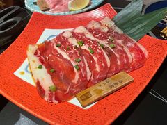 牛五花肉-山川小町·极番烧肉(新地假日广场店)