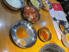 -老炉家木炭烤肉(长江国际店)