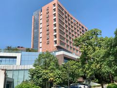-广州汇华希尔顿逸林酒店