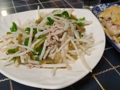 芦苇根炒肉丝-梦缘水乡·湖景餐厅