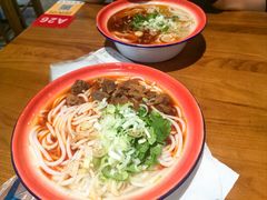 -楚东君•襄阳牛肉面牛杂煲(陆家嘴正大店)