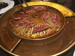 芝士锅底-猪啊牛呀羊啊铜盘烤肉(正大广场店)