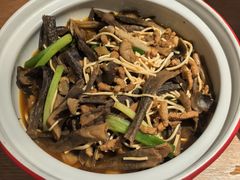 -吕氏疙瘩汤·新鲁菜(济南万象城店)