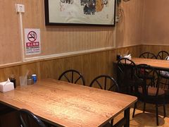 -清真吴记门钉肉饼·喜多利