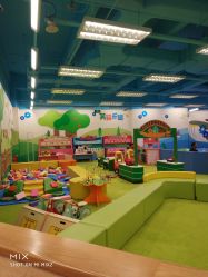 -莫莉幻想儿童乐园(武汉保利广场店)