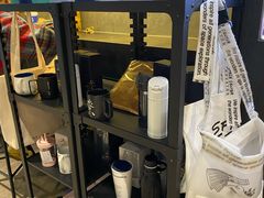 -瑞幸咖啡(新世界中心店)