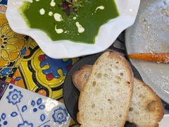 -LESCEDARS Brasserie Bistro香柏树