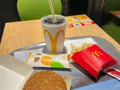 -麦当劳(金狮广场店)