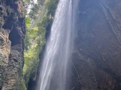 -龙水峡地缝景区