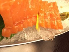 三文鱼刺身-佛山希尔顿酒店·融誉亚洲美食荟