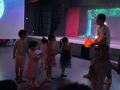 -彩色熊猫剧场