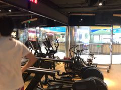 -VLines耀能运动24小时·月付制健身(京广桥店)