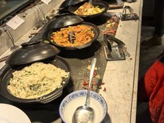 -飨食汇全日制餐厅·昆山皇冠假日酒店(九方店)