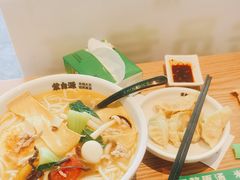 -蒙自源米线大王(南山大新商业街店)