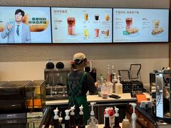 -星巴克臻选(莘庄仲盛店)