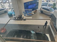 -北京宝诚宝马4S店