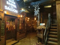 -暴风岛沉浸式体验馆(百联世纪店)