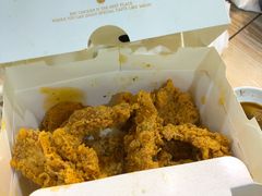 -BHC炸鸡(明洞总店)