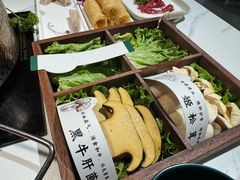 -椰子湾·海南火锅·糟粕醋·椰子鸡(正大广场店)