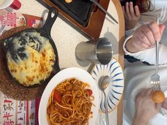 -必胜客(阿罗海店)