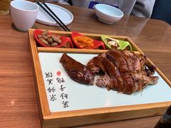 -有红鸡毛店·川菜(建设路店)