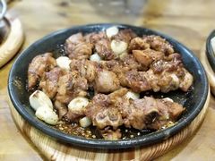 -老东镇啤酒屋海鲜加工·蒸汽海鲜·海鲜烧烤(台东店)