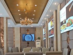 -天外天美食广场(哈尔滨路店)