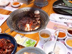 -草家酱蟹炭火烤肉店(珲春南路一店)