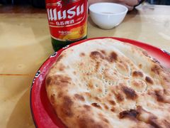 烤馕-艾尼纯羊烤肉店