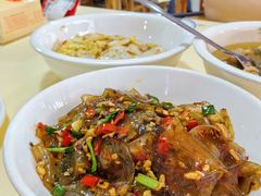 酸菜炒粉皮-笨罗卜浏阳菜馆(星沙店)