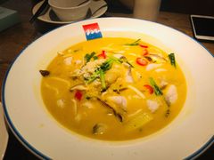 -蜜桃餐厅·伴山(湖滨商业街店)