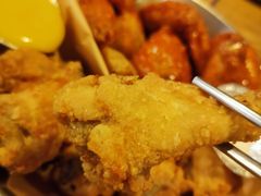 炸鸡翅一半一半-富乐满韩国正宗炸鸡韩国料理(虹泉路店)