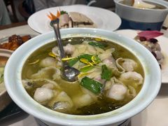 -满江红四季餐厅 · 国家五钻级酒家(新纪元大酒店店)