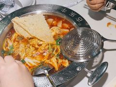 -老王全牛宴·鲜牛肉牛杂火锅(总店)