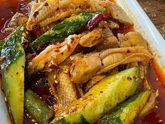 无骨鸭掌-继红顺河抄手名小吃